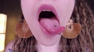 Pierced tongue fetish - porn video