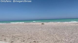 Dry humping hot stones at the beach having orgasm in public - porn video