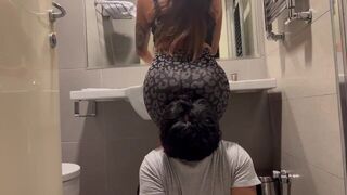 Facesitting in the bathroom for my human chair - porn video