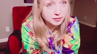 Cute and Thick Girl Fingering her Pussy with Dirty Talk and Joi - porn video